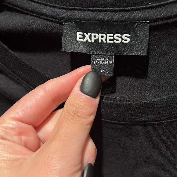 Men’s Express Black T-Shirt - Picture 2 of 5